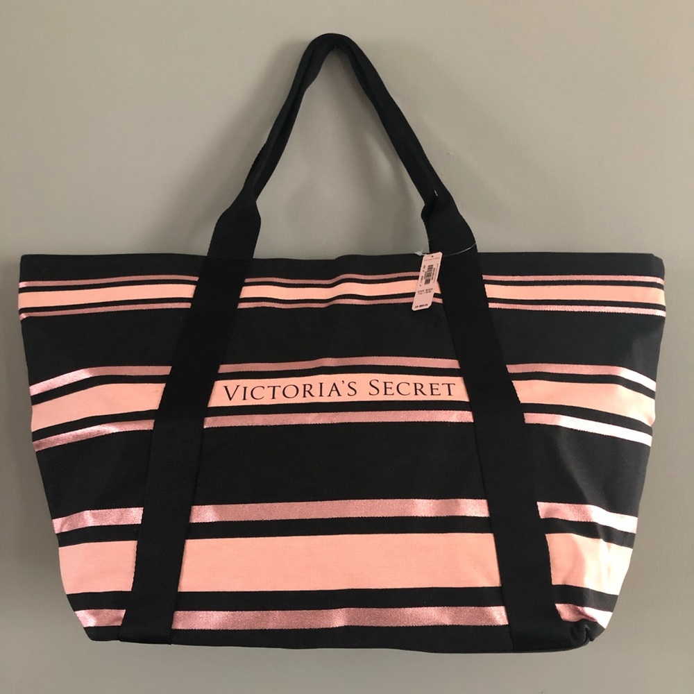 Victoria secret weekender bag